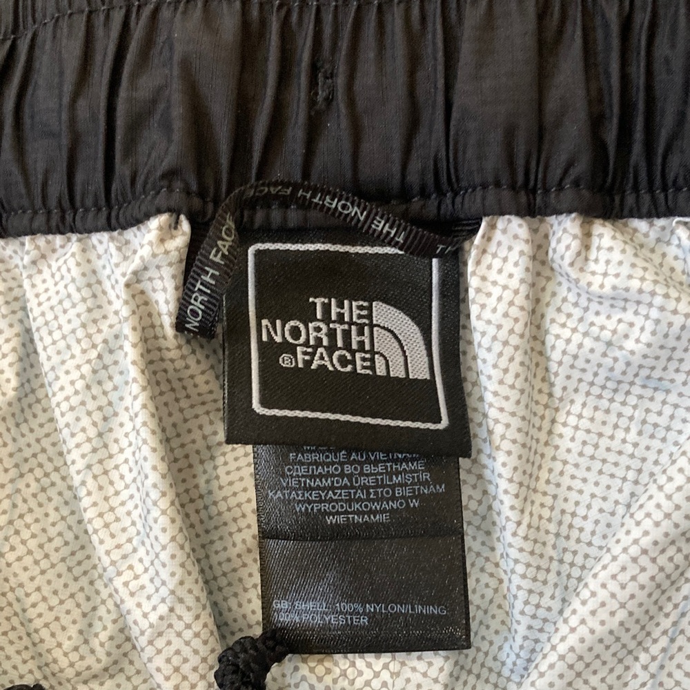 The North Face Men's Charcoal pants - Picture 2 of 3